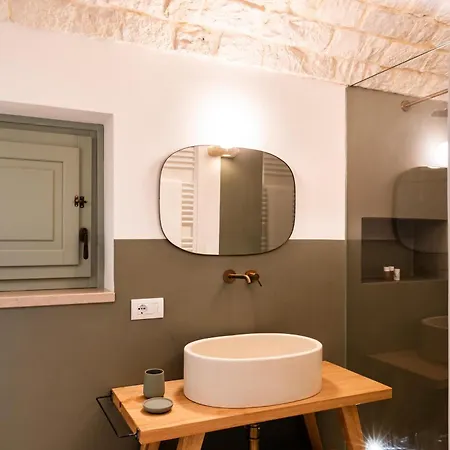 Trullo Jale - Boutique * Ostuni