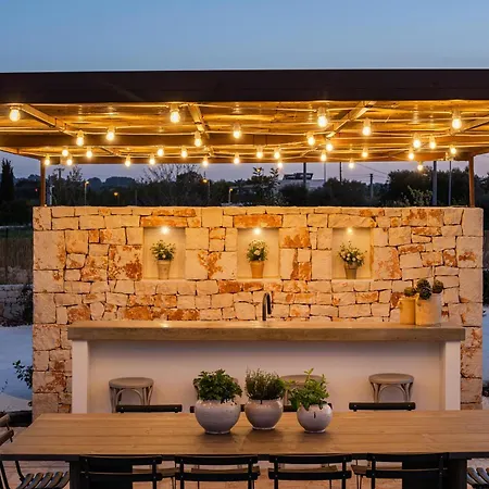 Trullo Jale - Boutique * Ostuni