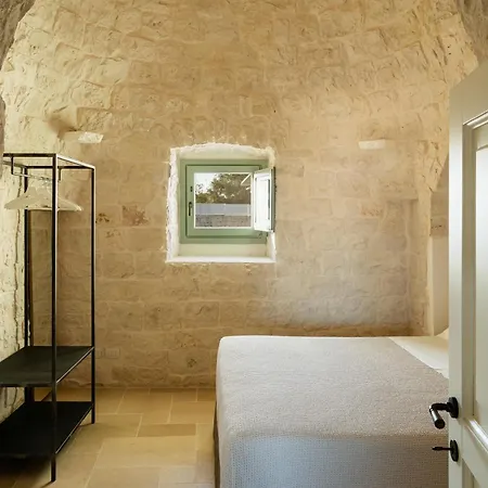 Trullo Jale - Boutique * 奥斯图尼