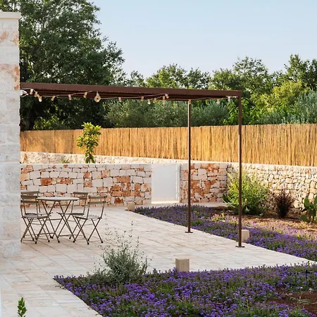 Trullo Jale - Boutique * Ostuni