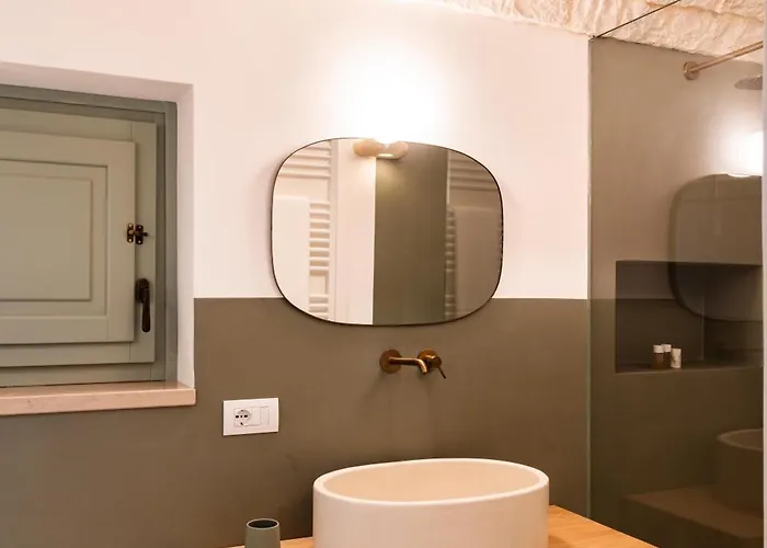 Trullo Jale - Boutique * Ostuni